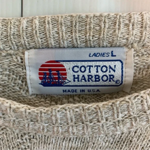 Vintage Cream Sweater with Floral Embroidery - Picture 5 of 5